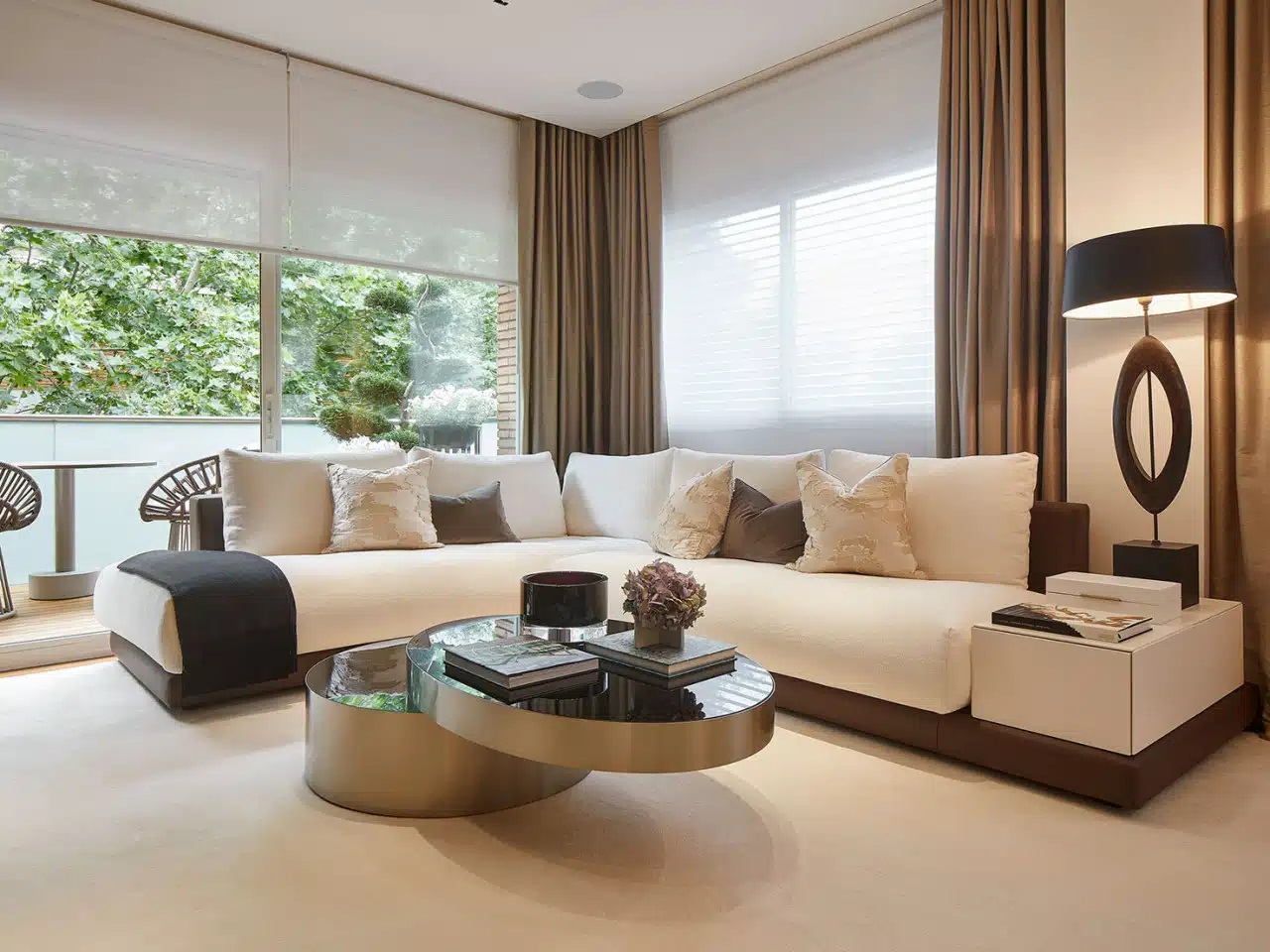 Màu đất và màu đất nhạt