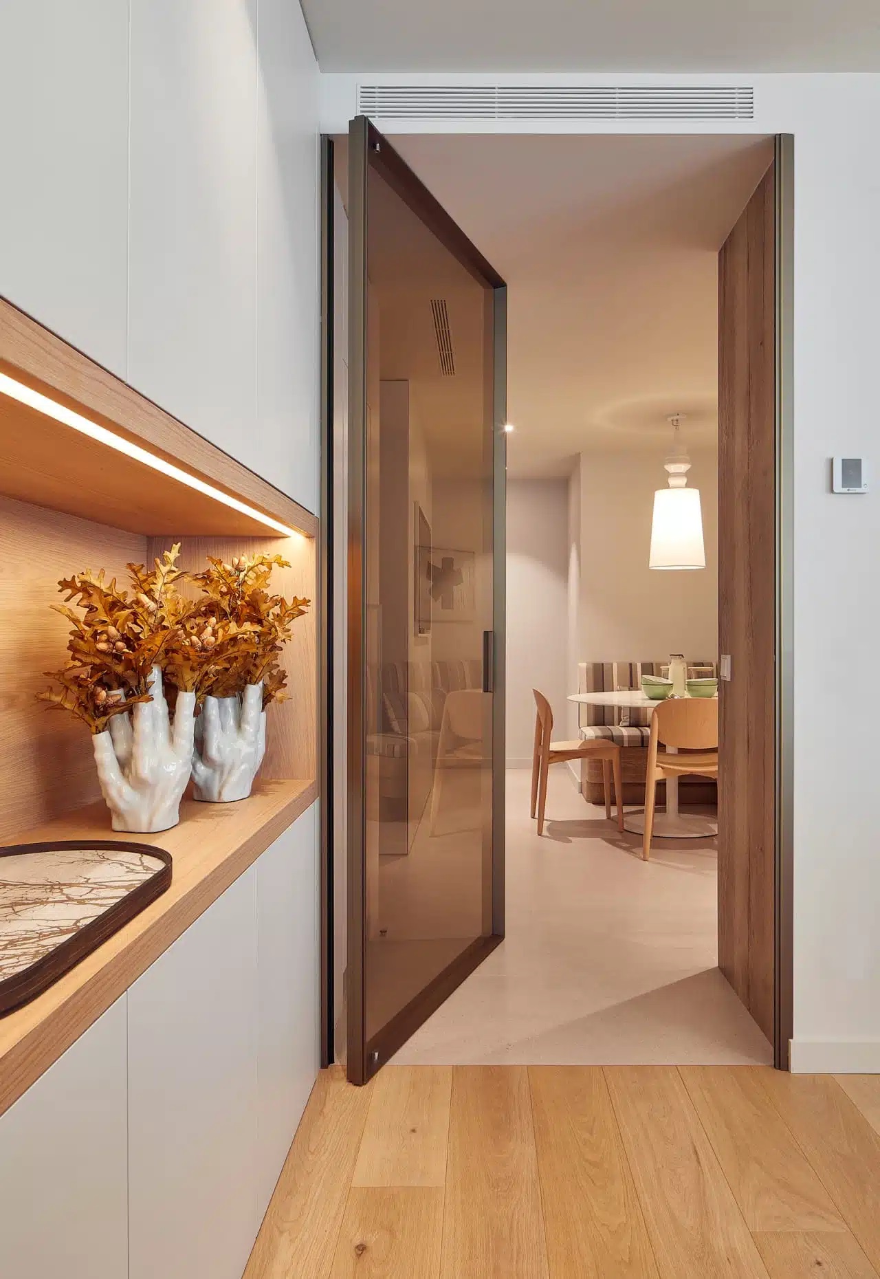 Sắp xếp thêm hoa và cây vào mùa thu