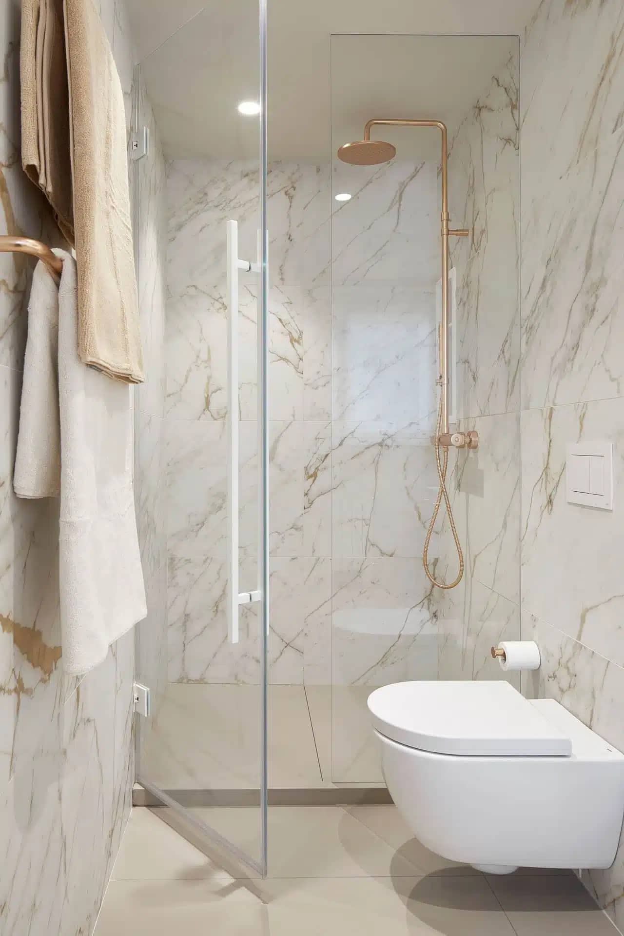 Sử dụng đồ nội thất phòng tắm màu đồng trong phòng tắm | Trọng Interior